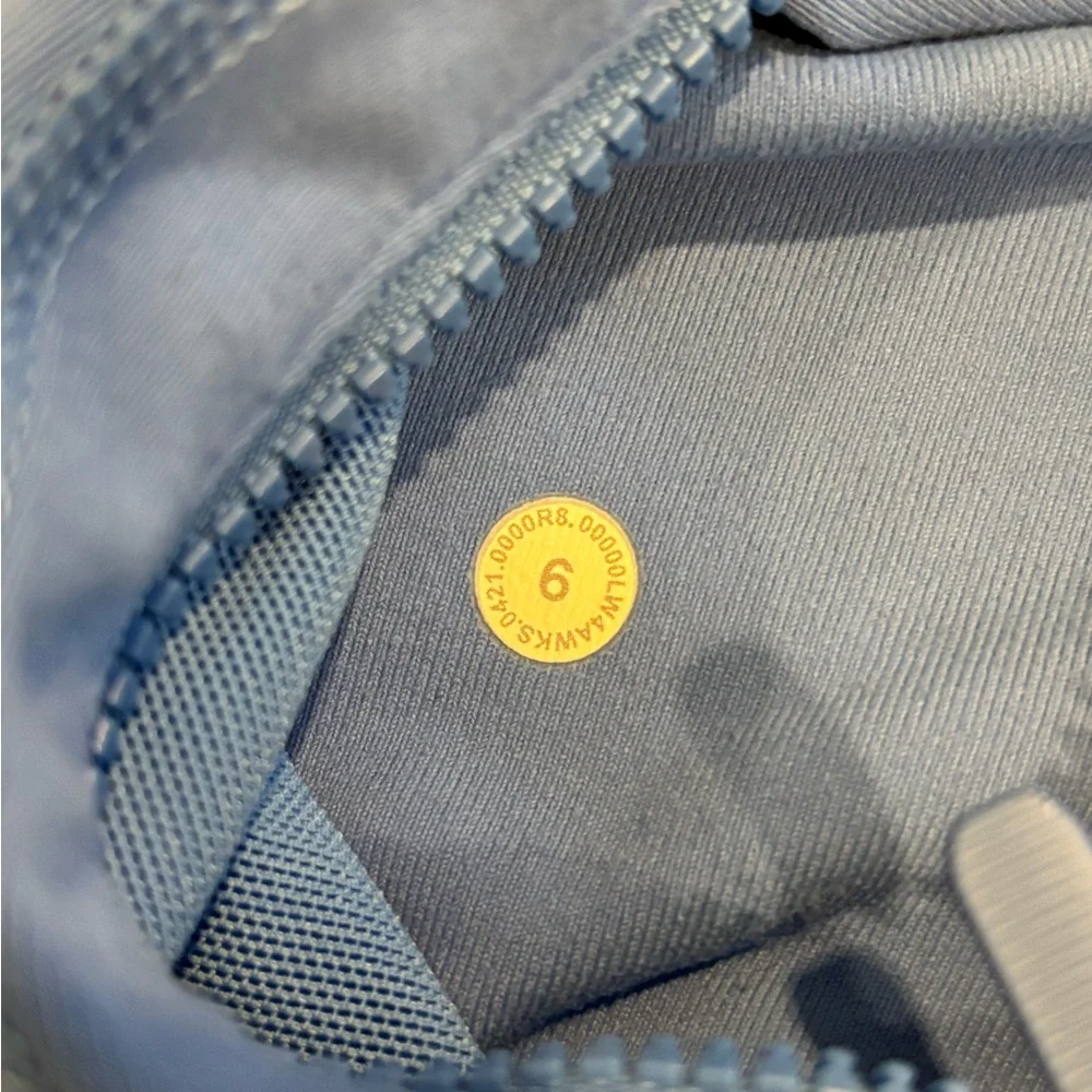 Lululemon Define Full Zip Jacket - Picture 3 of 4